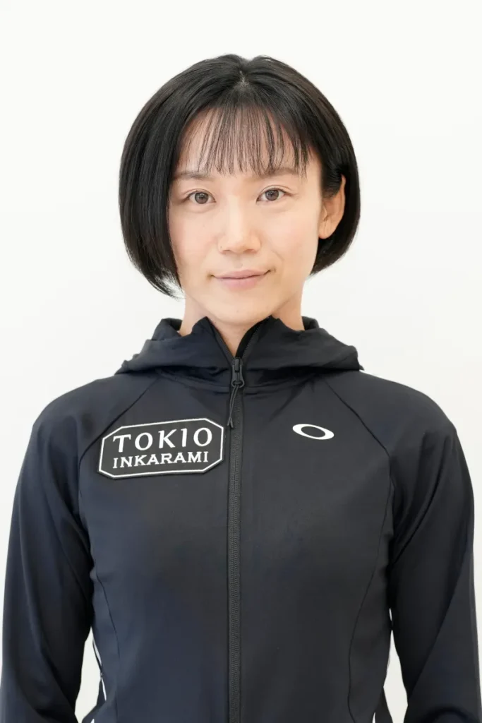 TOKIOインカラミのロゴ入りウェアを着用した高木美帆のプロフィール写真